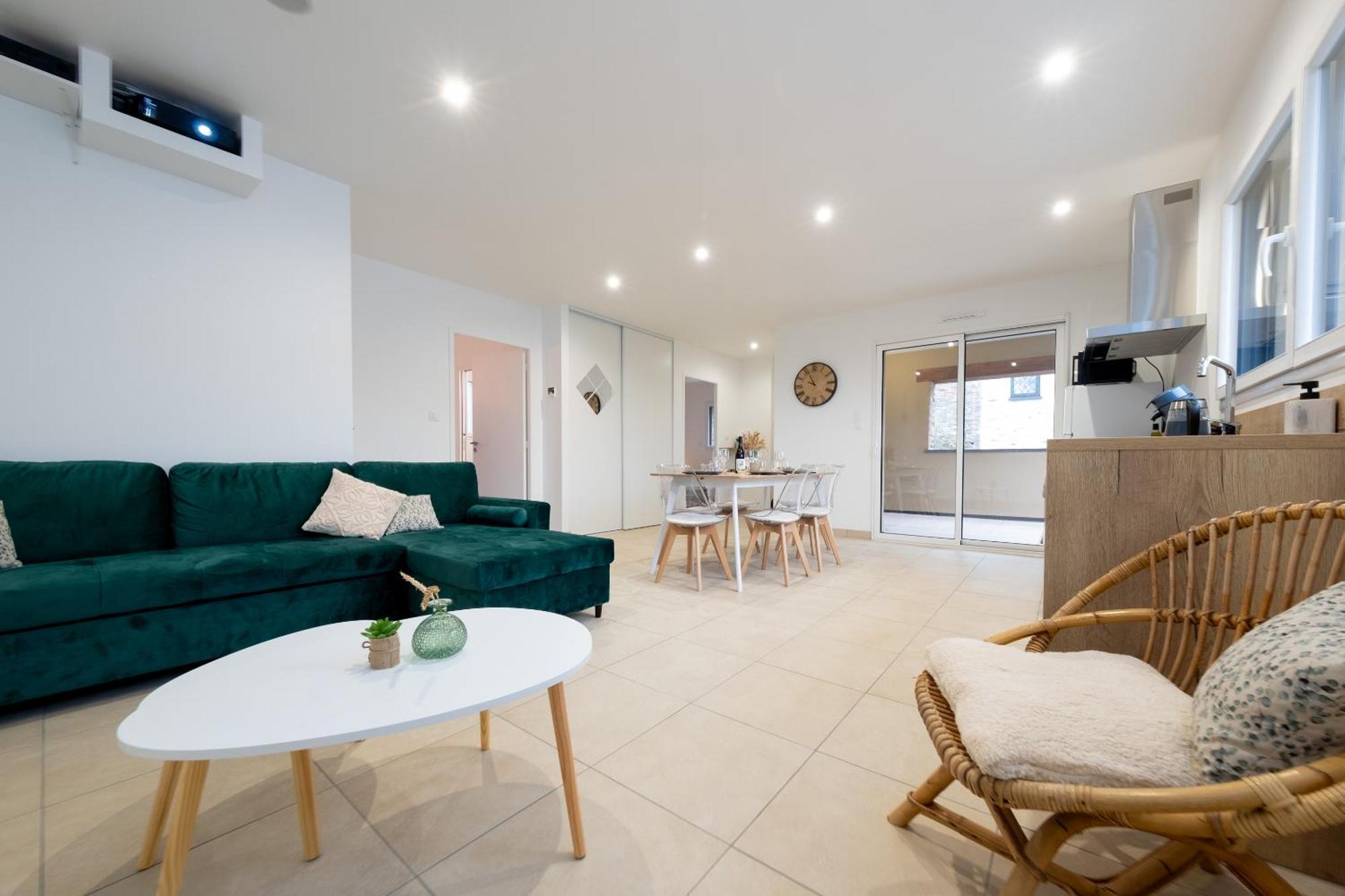 Appart Hotel La Gacilly-Centre Ville-Spa-Parking 외부 사진